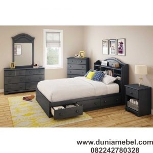 Tempat Tidur Fungsional