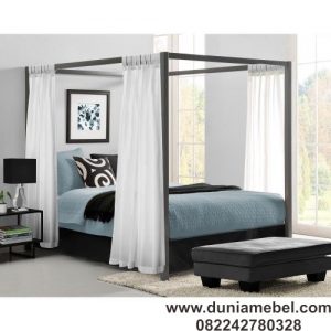 tempat tidur Kanopi