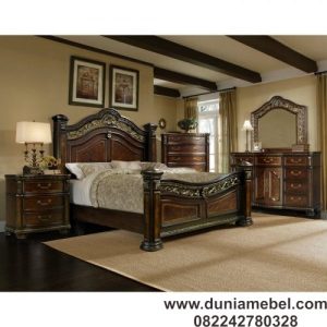 Tempat Tidur Queen Mewah Set