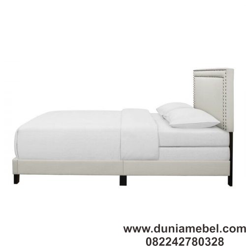 Tempat Tidur Minimalis Misael