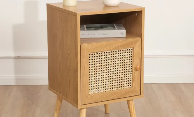 Nakas Minimalis Natural Rotan